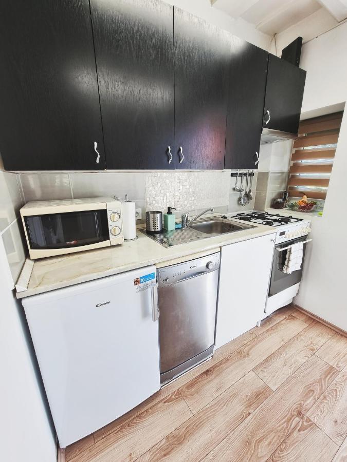 Апартаменти Gyongy Apartmanhazak Дьиндьиш Екстер'єр фото
